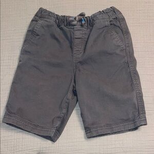 Tucker + Tate boys gray short size 7